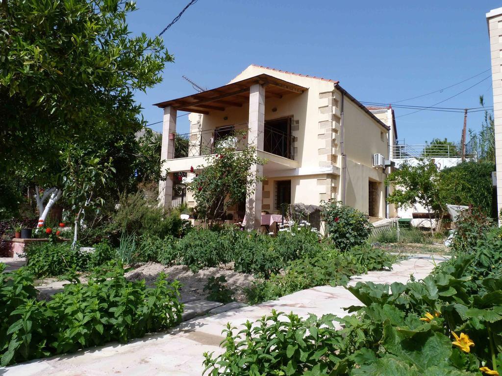 The Garden Villas Maleme  Bagian luar foto